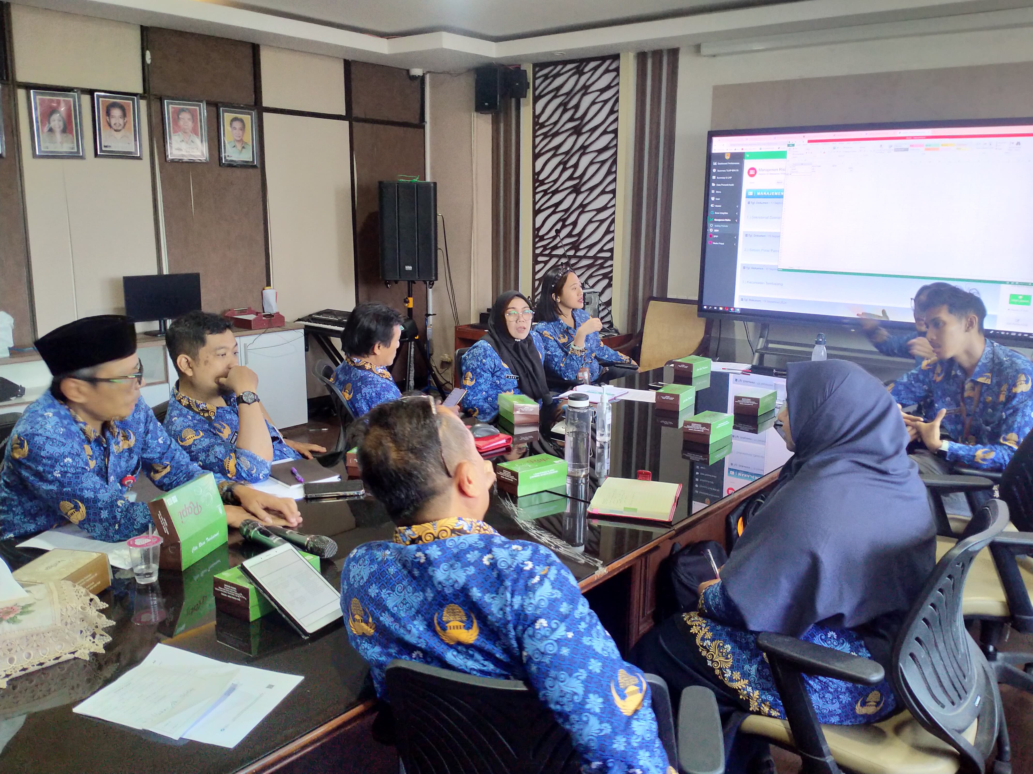 DISKOMINFO Kota Semarang Hadiri Rapat Pembahasan Perubahan Pedoman Penilaian Kinerja Organisasi Perangkat Daerah di BKPP
